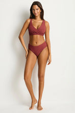 Load image into Gallery viewer, Spinnaker Cross Front Multifit Bra - Terracotta
