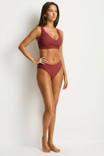 Load image into Gallery viewer, Spinnaker Cross Front Multifit Bra - Terracotta
