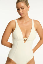Load image into Gallery viewer, Nautique Chain Link Longline One Piece
