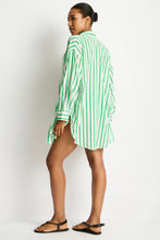 Load image into Gallery viewer, Vacay Cruise Shirt Kelly Green
