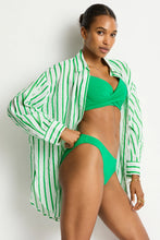 Load image into Gallery viewer, Vacay Cruise Shirt Kelly Green
