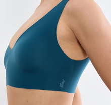 Load image into Gallery viewer, Zero Feel 2.0 Bralette Smoky Blue

