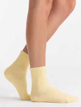 Load image into Gallery viewer, Organic Cotton Wide Rib Crew Sock - Meringue
