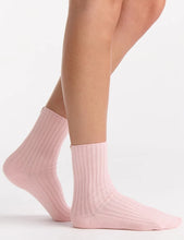 Load image into Gallery viewer, Organic Cotton Wide Rib Crew Sock - Ballet
