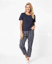 Load image into Gallery viewer, Mainie Short Length Pant - Ink
