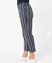 Load image into Gallery viewer, Mainie Short Length Pant - Ink
