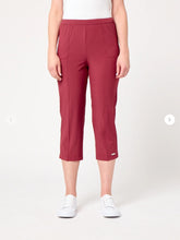 Load image into Gallery viewer, Eureka 3/4 Pant - Uluru
