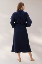 Load image into Gallery viewer, Givoni Mid length Wrap / navy
