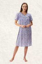Load image into Gallery viewer, Daisy Short Sleeve Short Nightie
