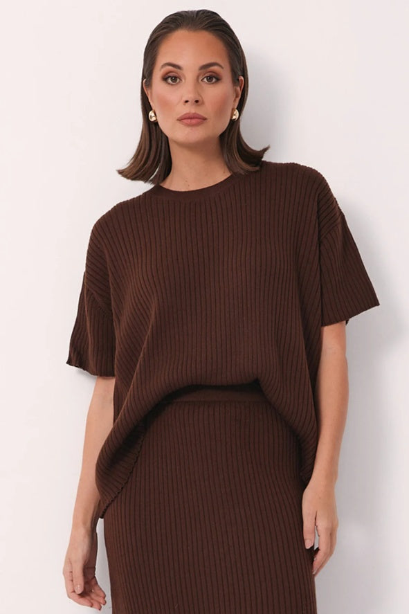 Shani Rib Knit Short Sleeve Top (Chocolate)