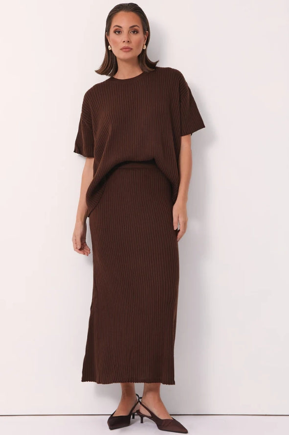 Taylor Rib Knit Midi Skirt (Chocolate)