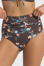 Load image into Gallery viewer, Japan Ruched Highwaist Pant - Coco
