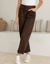 Load image into Gallery viewer, Drawstring Jogger Barrel Jean - Chocolate
