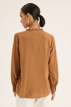 Load image into Gallery viewer, Yarra Trail Destiny Shirt / Sienna
