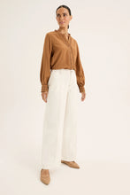 Load image into Gallery viewer, Yarra Trail Destiny Shirt / Sienna
