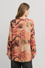 Load image into Gallery viewer, Yarra Trail Harvest Shirt
