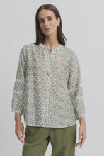 Load image into Gallery viewer, Vine Blouse Ecru / Lawn
