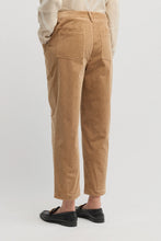 Load image into Gallery viewer, Woods Pant - Walnut
