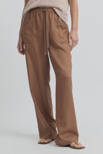 Load image into Gallery viewer, Entwine Pant - Clay
