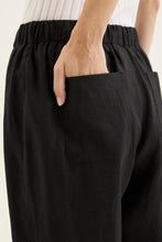Load image into Gallery viewer, Tirari Slim Pant Black
