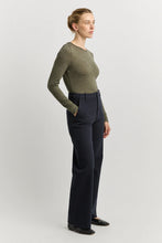 Load image into Gallery viewer, Toorallie Crew Merino / Kale
