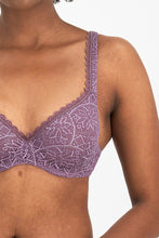 Load image into Gallery viewer, Barely There Lace Contour Bra / Amethyst
