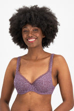Load image into Gallery viewer, Barely There Lace Contour Bra / Amethyst
