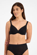 Load image into Gallery viewer, Barely There Lace Contour Bra / Black - NEW LACE
