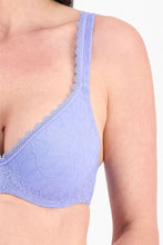 Load image into Gallery viewer, Barely There T- Shirt Bra Sea Side Daisy
