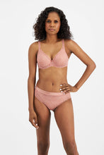 Load image into Gallery viewer, Barely There Lace Contour Bra / Dusty Pink
