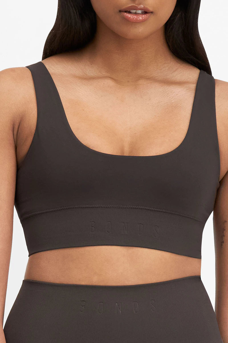 Bases Seamless Scoop Crop / Dusted Black