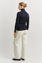 Load image into Gallery viewer, Turtle Neck Merino Tee / Navy
