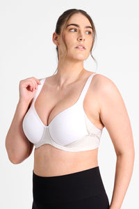 Electrify Contour Bra / White