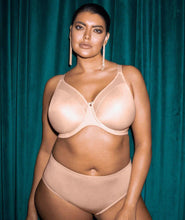 Load image into Gallery viewer, Smooth Underwire Moulded T-Shirt Bra - Sahara

