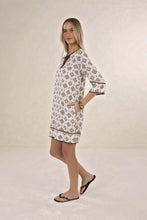 Load image into Gallery viewer, VINTAGE TALES SHIFT DRESS - CREAM/CHOC
