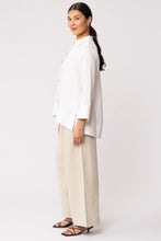 Load image into Gallery viewer, A-Museing Shirt White
