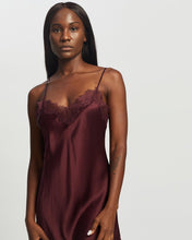 Load image into Gallery viewer, SS Scarlett Chemise/ Plum
