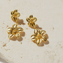 Load image into Gallery viewer, Marigold Earrings Gold
