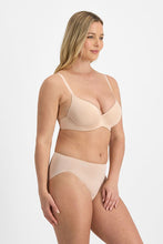 Load image into Gallery viewer, No Panty Line Next Gen Hi Cut / Nude
