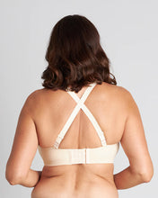 Load image into Gallery viewer, Intimates Comfit Collection Wirefree Bra / Novelle Peach
