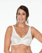 Load image into Gallery viewer, Classic Underwire Bra / Ivory
