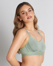 Load image into Gallery viewer, Bendon Breathe Sports Bra / Lily Pad
