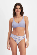 Load image into Gallery viewer, No Panty Line Promise Hi Cut / Dreamy Denim
