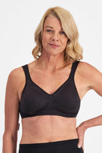 Load image into Gallery viewer, Playtex Ultimate Lift and Support Bra / Black
