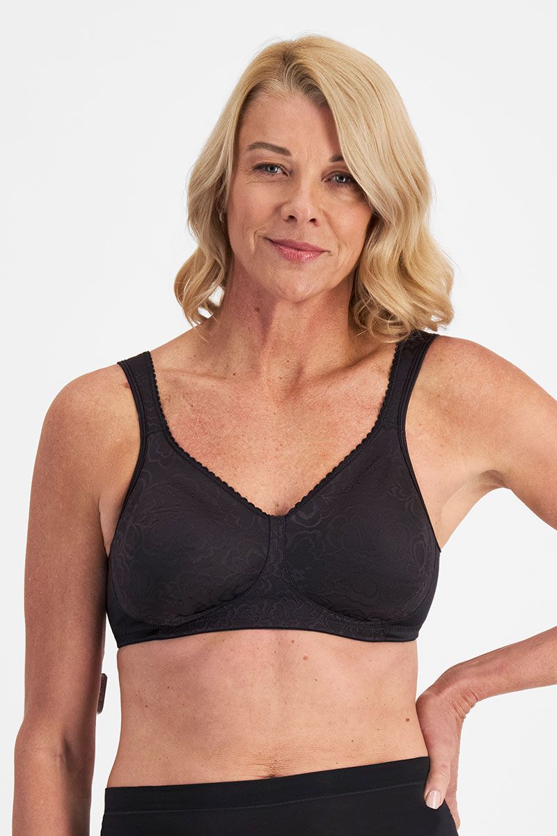 Playtex Ultimate Lift and Support Bra / Black