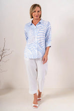 Load image into Gallery viewer, Palm Breeze 3/4 Sleeve Linen Shirt
