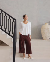 Load image into Gallery viewer, Ciara 7/8 Length Bamboo Culotte Pant - Burgundy
