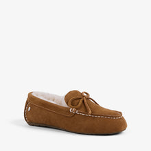 Load image into Gallery viewer, Sandrine Slipper Chestnut
