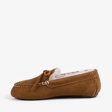 Load image into Gallery viewer, Sandrine Slipper Chestnut

