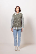 Load image into Gallery viewer, Round Neck Vest - Khaki Speckle
